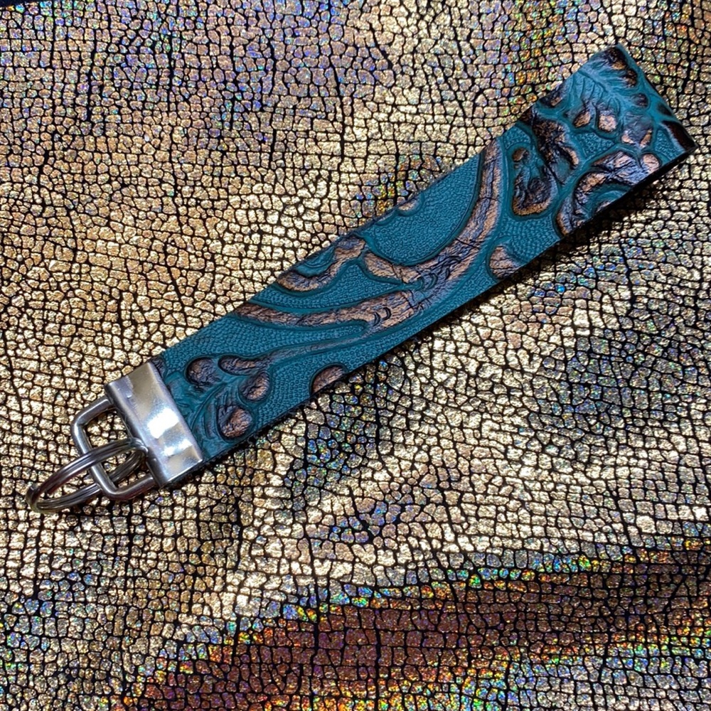 Keychain wristlet - Picture 2 of 2